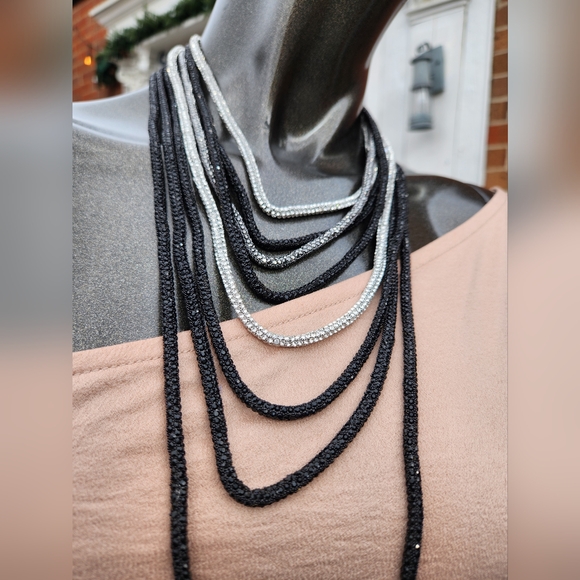 Elegant 5 Strand Black and Silver Layered Necklace - Picture 4 of 11